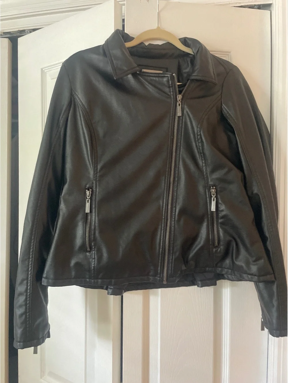 Jou Jou Women's Black Vegan Leather Jacket Size Large with Tags